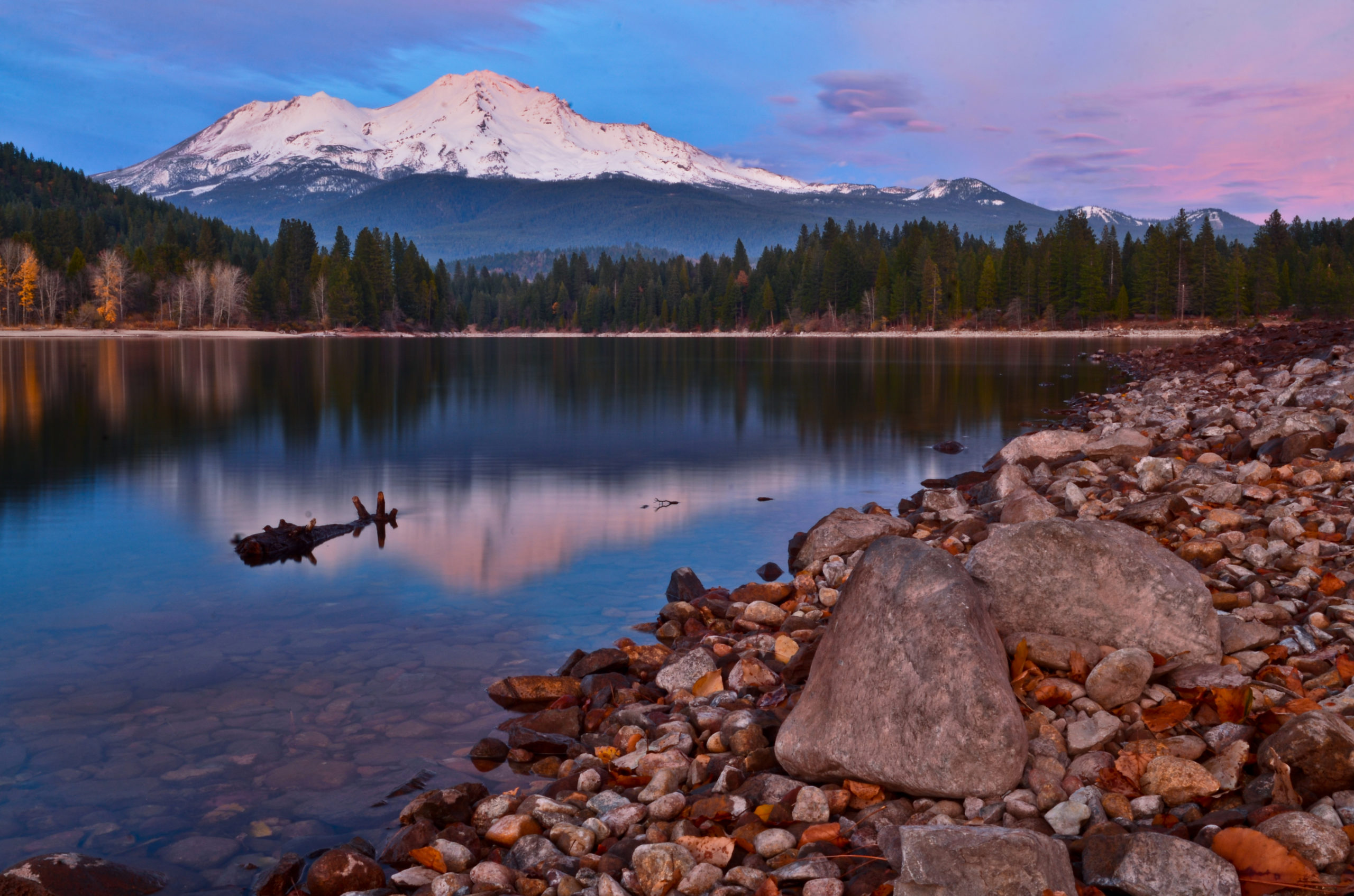 An arch suspension foot bridge in Lake Siskiyou, Mount Shasta